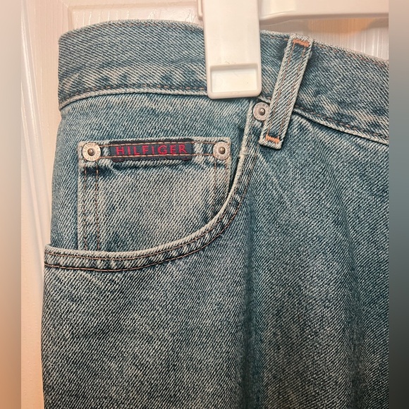 Vintage Tommy Hilfiger Men's Blue Jeans Size 34x32 - Picture 3 of 8